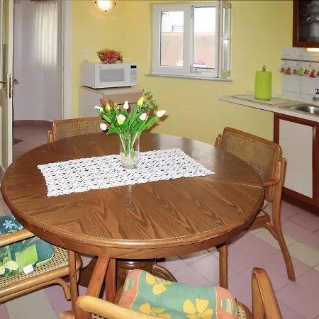 Apartament Catarina - Zad112 By Interhome