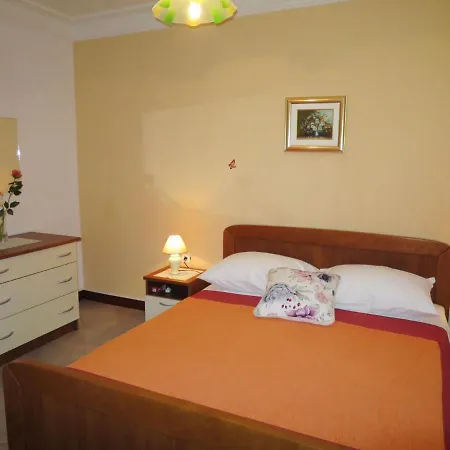 Apartament Catarina - Zad112 By Interhome